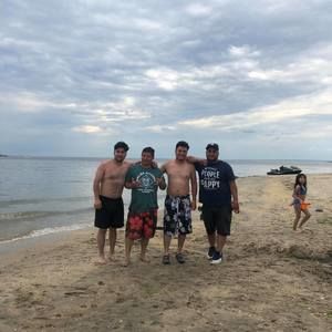 Meet your Posher, Rene